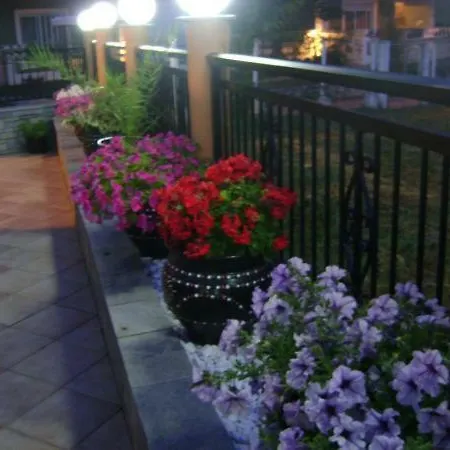 Markos 2 Aparthotel